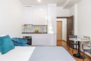 Adriatic Residence