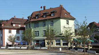 Dom Hotel