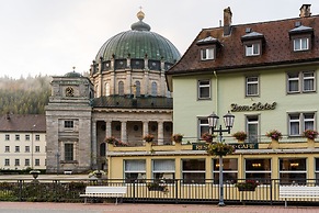 Dom Hotel
