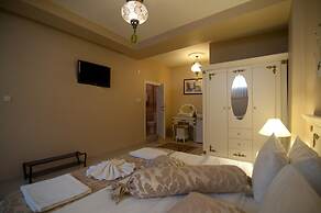 Safran Suites