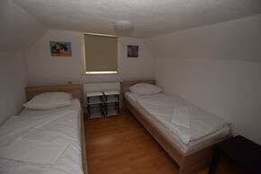 AB Apartment 27