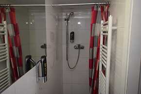 AB Apartment 27