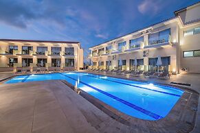Karras Grande Resort
