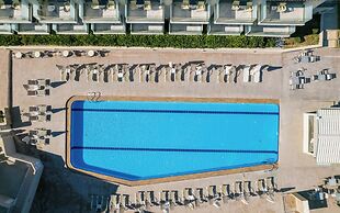 Karras Grande Resort