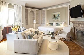 Luzeiros Suites