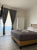 Charme & Chic Luxury