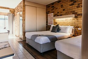 Abacus Motel