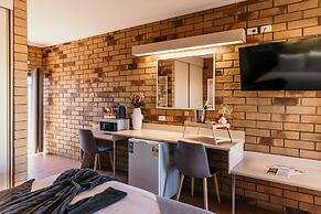 Abacus Motel