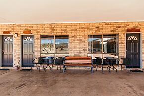 Abacus Motel