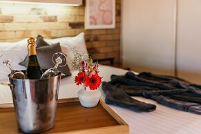 Abacus Motel