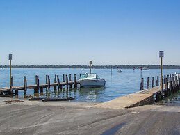 Twin Waters Caravan Park - Dawesville