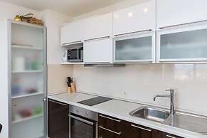 Apartment Blue Eye