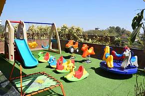 Humming Bird Hotel & Banquet