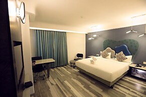 Humming Bird Hotel & Banquet