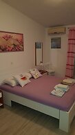 Bocin Rosso Apartments