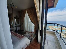 Holiday Home Suites