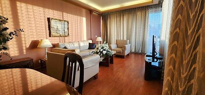 Holiday Home Suites