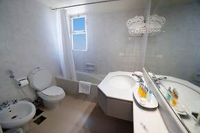 Holiday Home Suites