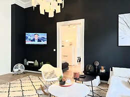 PURO Designer Apartment in the Center