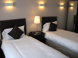 Maclean Guest House