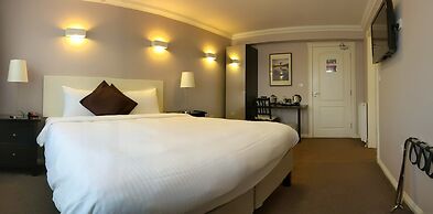 Maclean Guest House