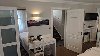 Maclean Guest House