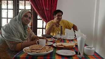 Homely Guest