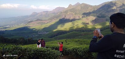 Munnar Jungle Camp