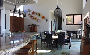 Villa Rocas