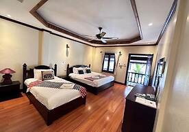 Y Not Lao Villa