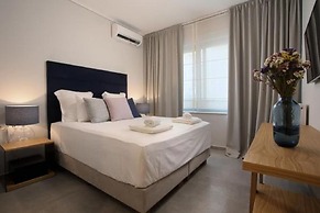 LeGeo-Luxurious Athenian Apartment