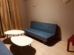 Merilyn Central Apartment