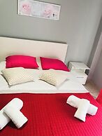 Merilyn Central Apartment