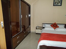 Waterfalls Hotel