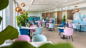 Hotel In Excelsis