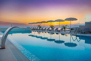 Hotel In Excelsis