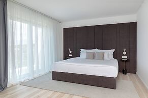 Hotel In Excelsis