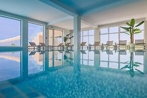 Hotel In Excelsis