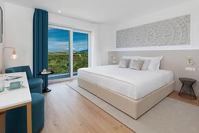 Hotel In Excelsis