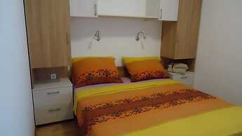 Apartments Tomi
