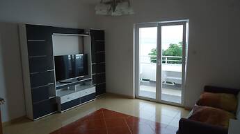 Apartments Tomi