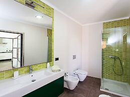 Pool House Marineta