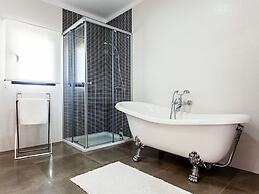 Pool House Marineta