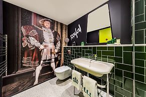 nhow London