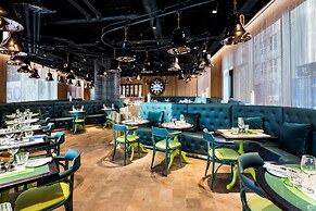 nhow London