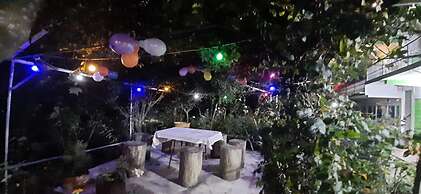 StayApart - Maa Anadmayee Guest House