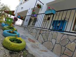 Kaymak Tepesi Tatil Evi