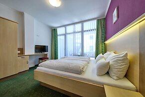 ThePoolhouse Boutique Lodge