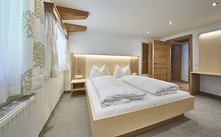 ThePoolhouse Boutique Lodge