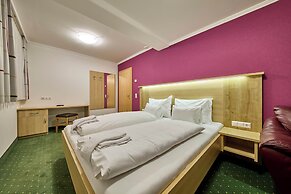 ThePoolhouse Boutique Lodge
